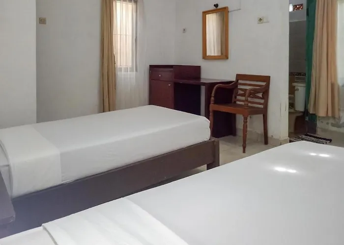 Daton House Near Bali Zoo Ubud Mitra Reddoorz Darmasaba