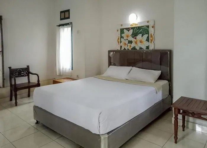 Daton House Near Bali Zoo Ubud Mitra Reddoorz Darmasaba